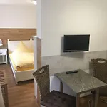 In Kahnsdorf - Hainer - Suedlich Von Leipzig - In Ruhiger Lage *