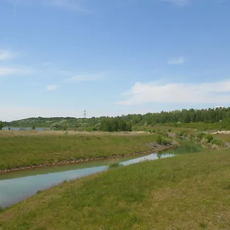 In Kahnsdorf - Hainer - Suedlich Von Leipzig - In Ruhiger Lage Διαμέρισμα Neukieritzsch