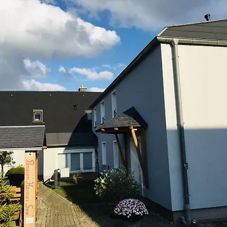 In Kahnsdorf - Hainer - Suedlich Von Leipzig - In Ruhiger Lage Neukieritzsch