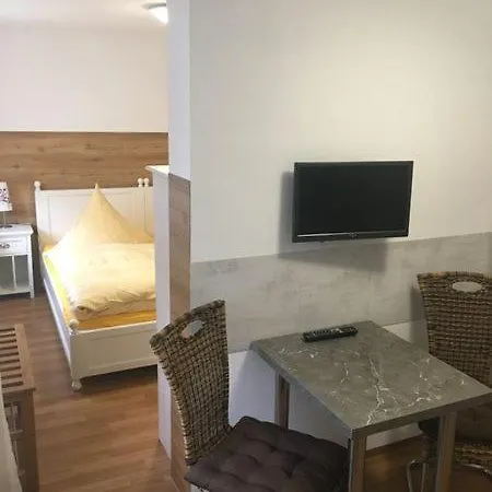 In Kahnsdorf - Hainer - Suedlich Von Leipzig - In Ruhiger Lage *