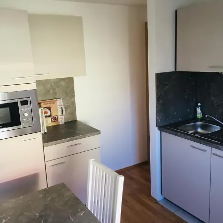 Apartment In Kahnsdorf - Hainer - Suedlich Von Leipzig - In Ruhiger Lage Neukieritzsch