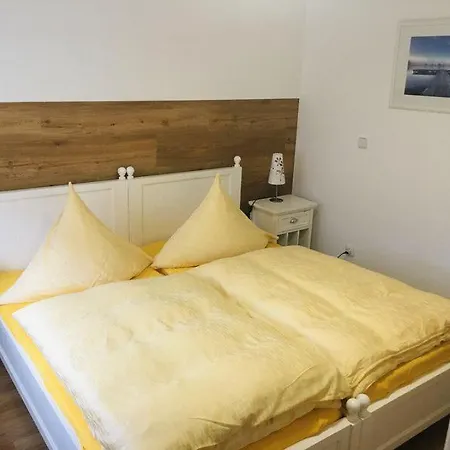 In Kahnsdorf - Hainer - Suedlich Von Leipzig - In Ruhiger Lage Apartment