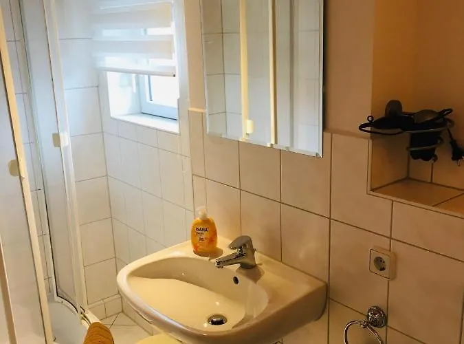 In Kahnsdorf - Hainer - Suedlich Von Leipzig - In Ruhiger Lage *